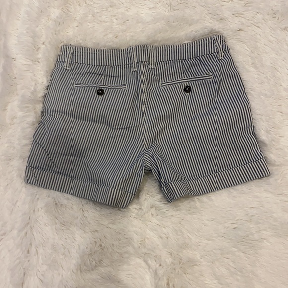 Boden Navy & White Striped Shorts Size 6 - Picture 2 of 8